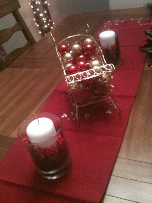 easy christmas centerpiece
